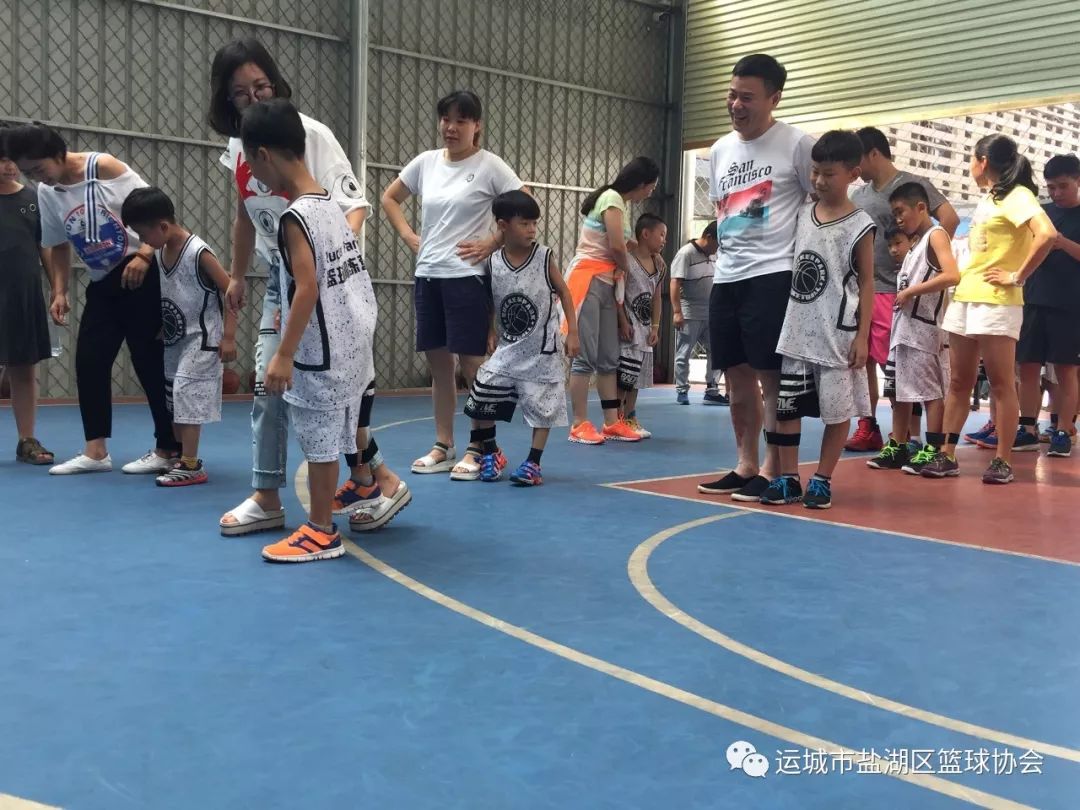如何在比赛中发现和发展球员潜力_1